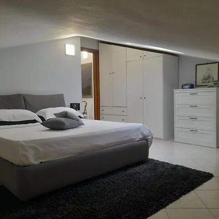 Apartment Mansarda Massimo - Intra