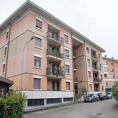 Apartment Mansarda Massimo - Intra *