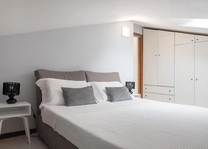 Mansarda Massimo - Intra ヴェルバーニア